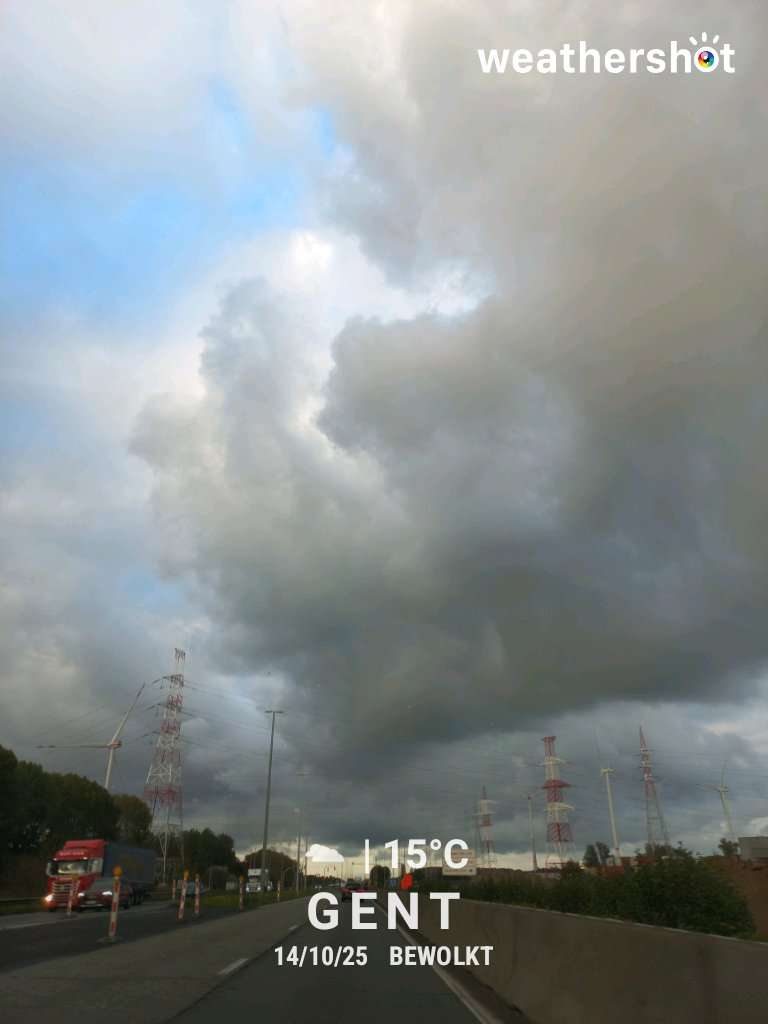Cloudy weather in Gent, 15°C — October 14, 2025 (community photo)