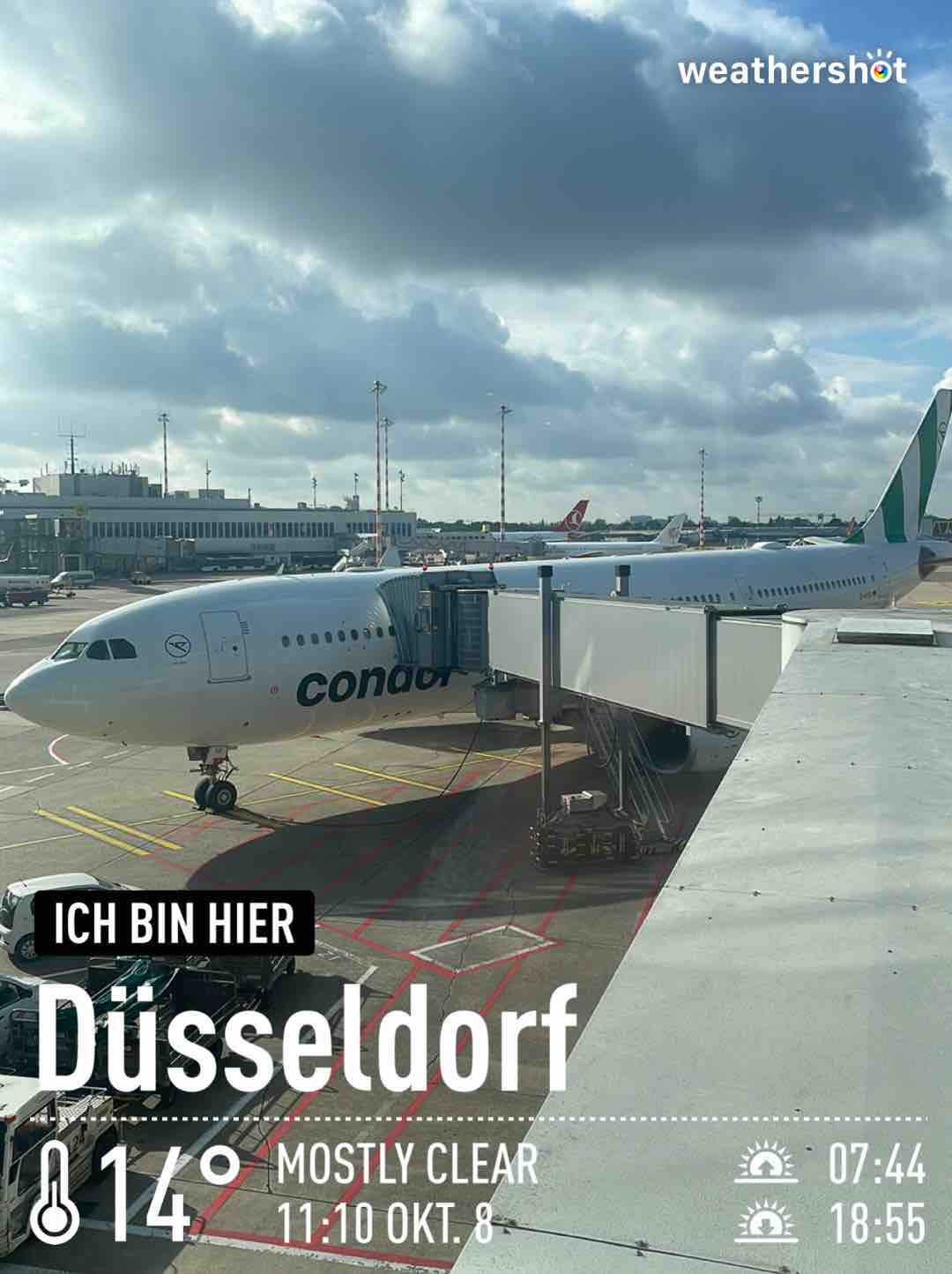 Clear weather in Düsseldorf, 14°C — October 8, 2022 (community photo)