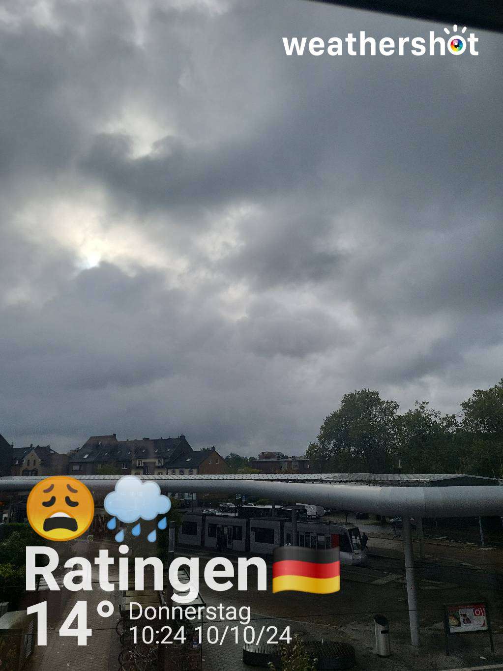 Rainy weather in Ratingen, 14°C — October 10, 2024 (community photo)