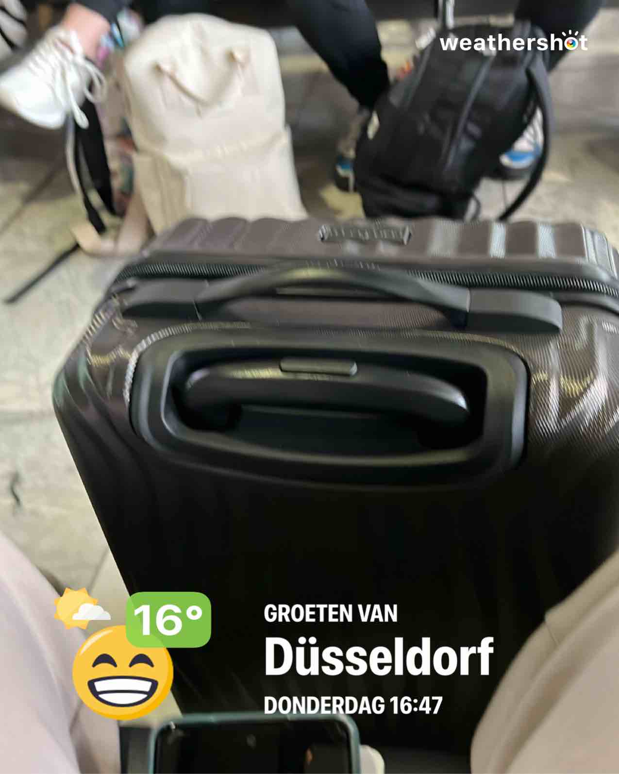 Partly cloudy weather in Düsseldorf, 16°C — October 2, 2025 (community photo)