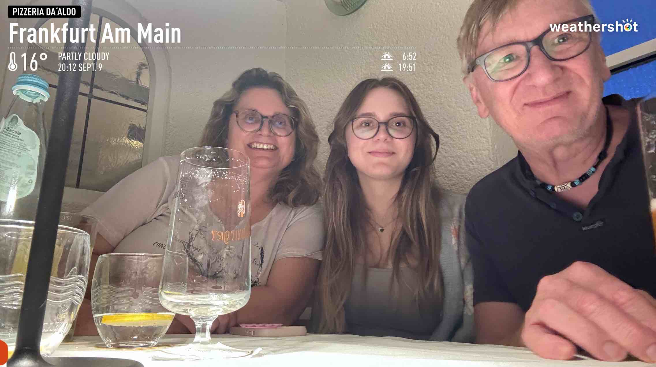 Partly cloudy weather in Frankfurt am Main, 16°C — September 9, 2024 (community photo)