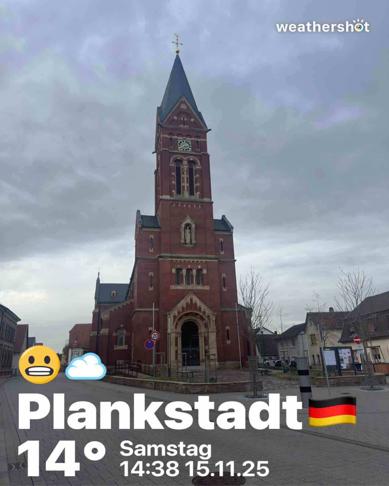 Cloudy weather in Plankstadt, 14°C — November 15, 2025 (community photo)
