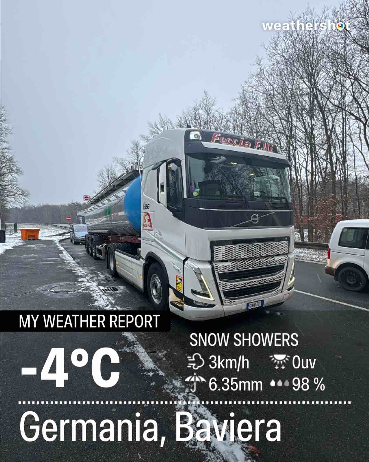 Snowy weather in Neunhofer Forst, -4°C — January 12, 2026 (community photo)