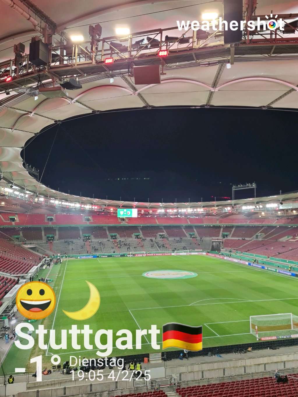 Clear night weather in Stuttgart, -1°C — February 4, 2025 (community photo)