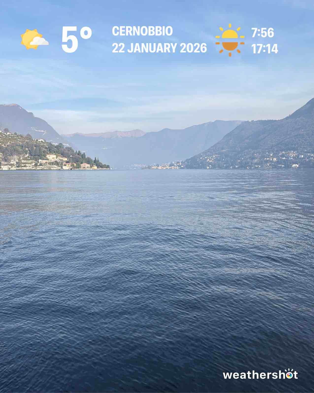 Partly cloudy weather near Como, 5°C — January 22, 2026 (community photo)