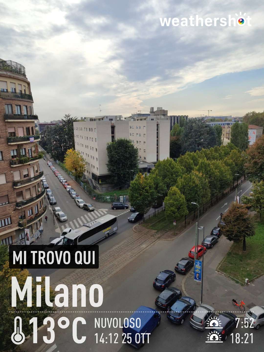 Cloudy weather in Milano, 13°C — October 25, 2021 (community photo)