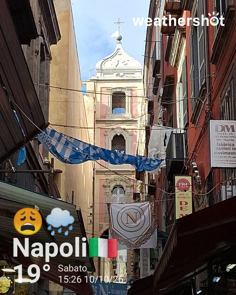 Rainy weather in Napoli, 19°C — October 10, 2026 (community photo)