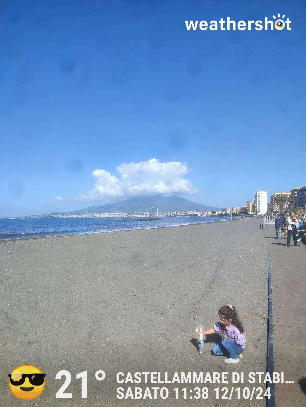 Sunny weather in Castellammare di Stabia, 21°C — October 12, 2024 (community photo)