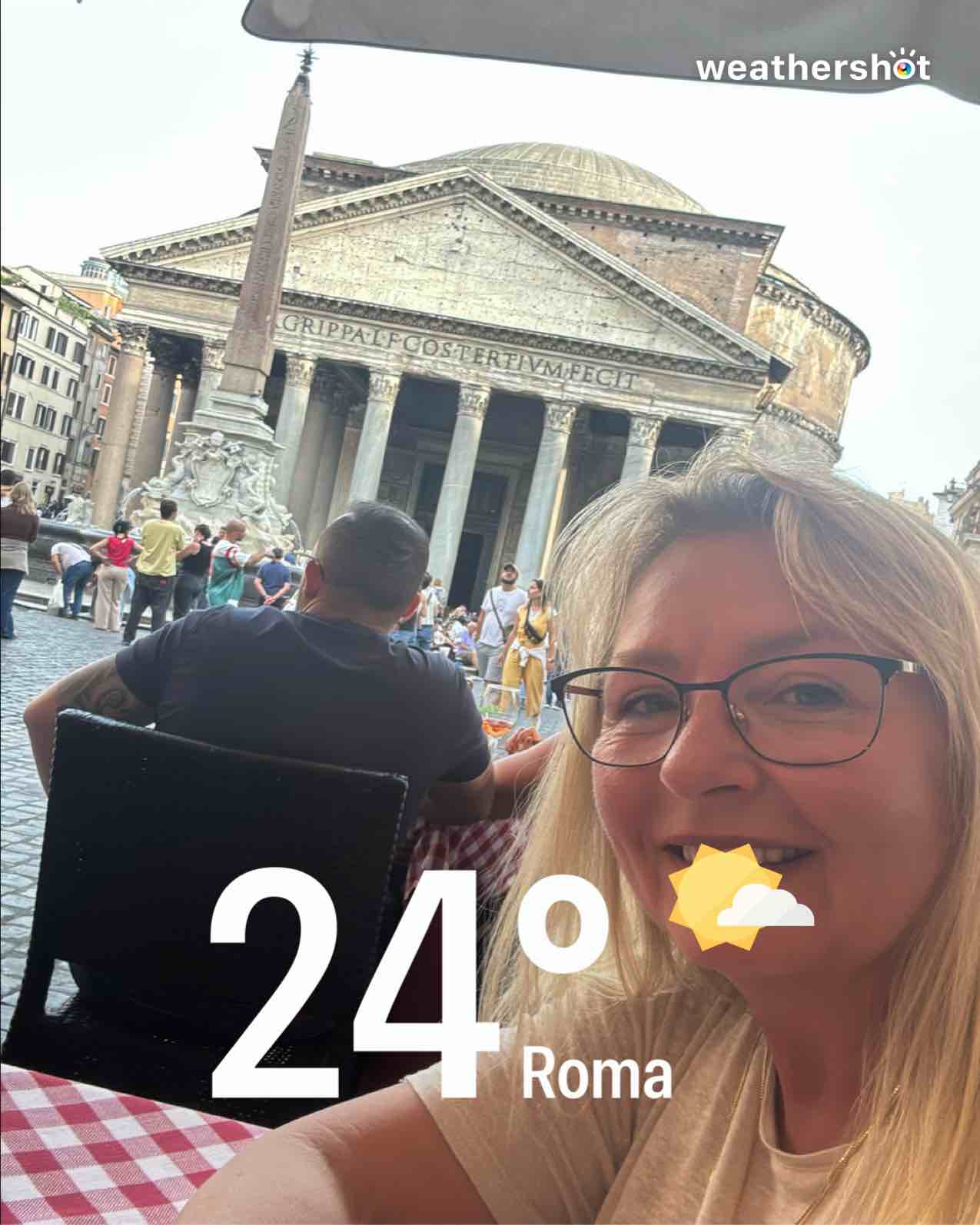Partly cloudy weather in Roma, 24°C — May 9, 2026 (community photo)