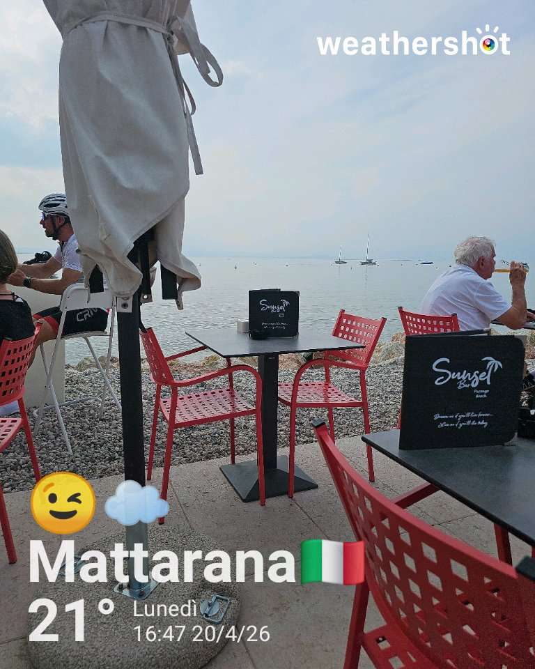 Cloudy night weather in Lazise, 21°C — April 20, 2026 (community photo)