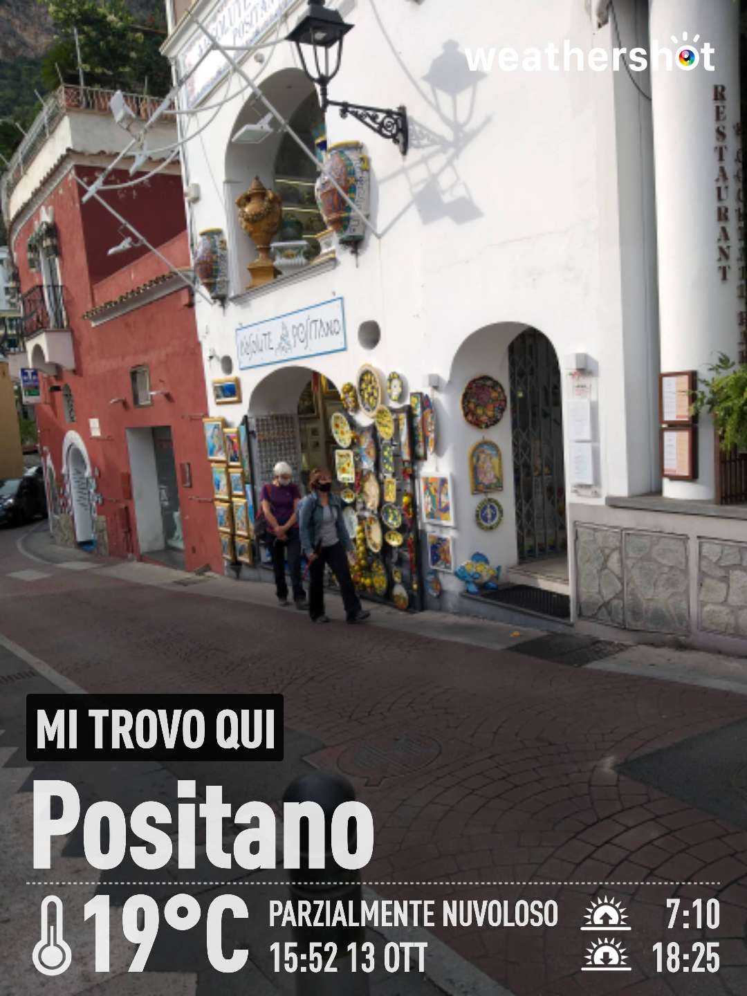 Partly cloudy weather in Positano, 19°C — October 13, 2021 (community photo)