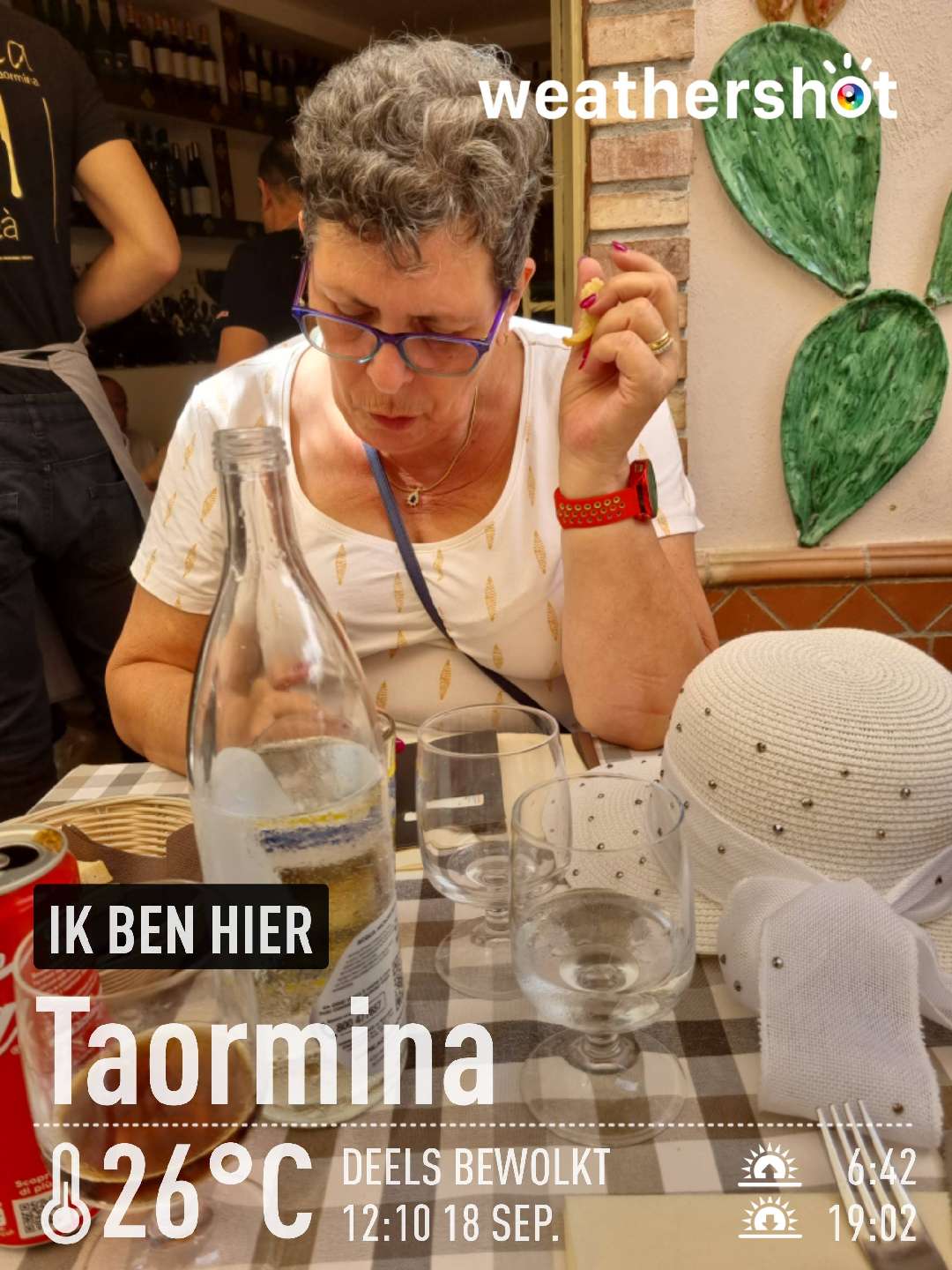Partly cloudy weather in Taormina, 26°C — September 18, 2022 (community photo)