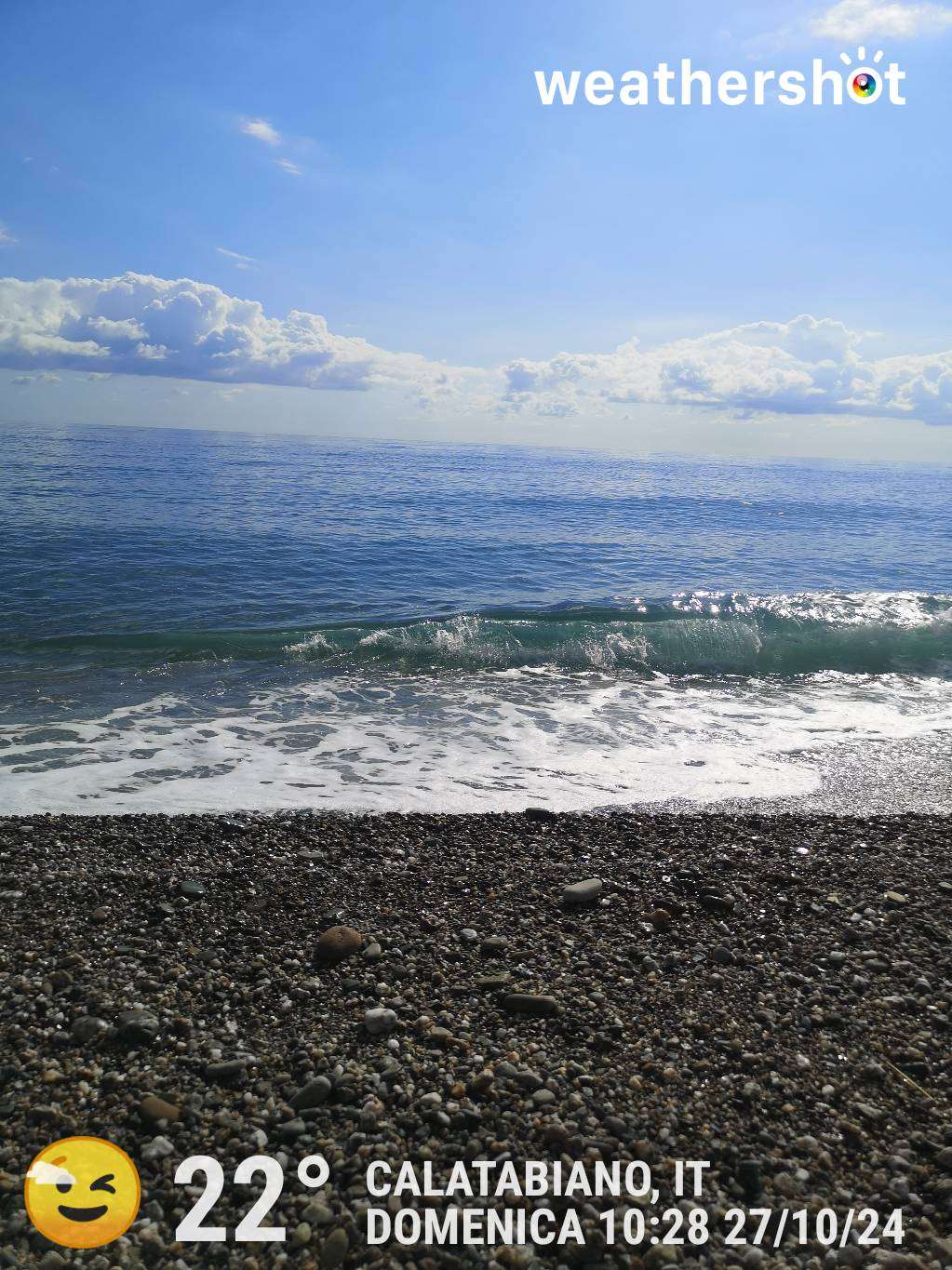 Cloudy weather in Calatabiano, 22°C — October 27, 2024 (community photo)