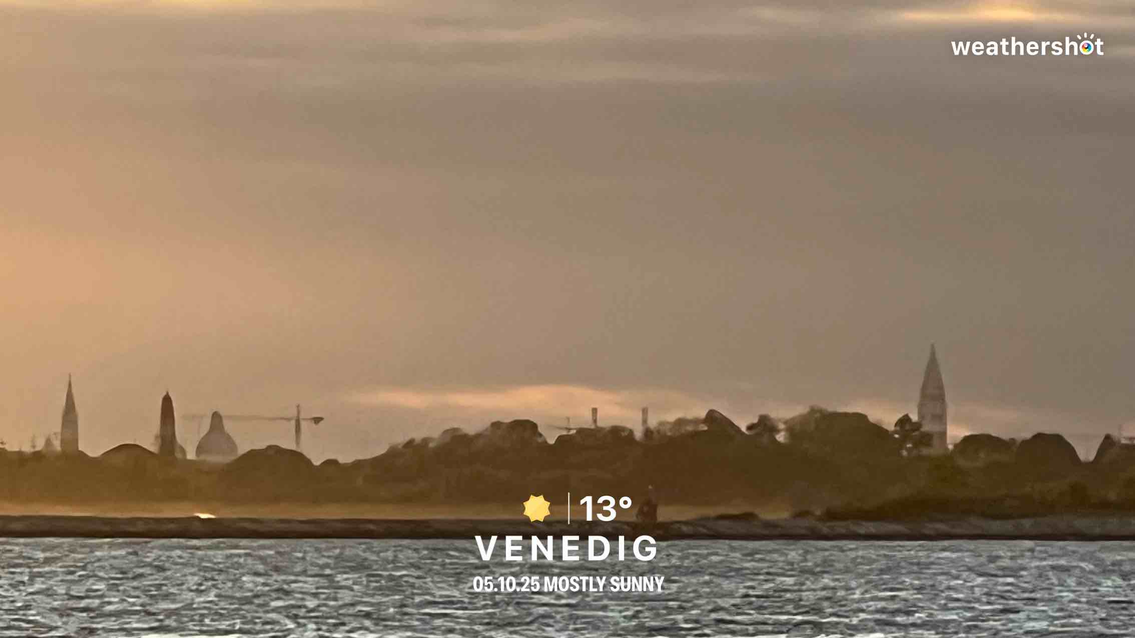 Clear weather near Venice, 13°C — October 6, 2025 (community photo)