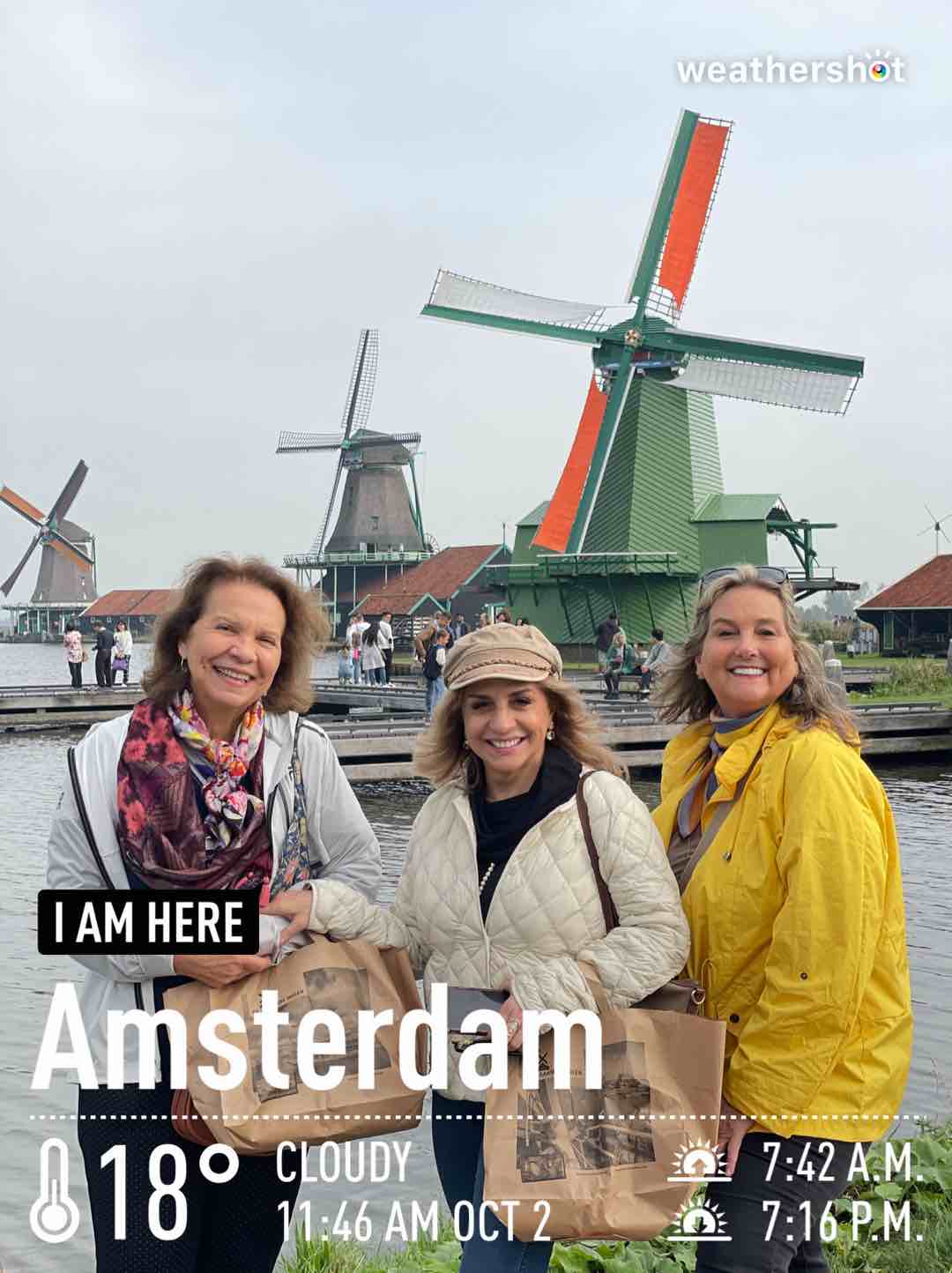 Cloudy weather in Amsterdam, 18°C — October 2, 2023 (community photo)