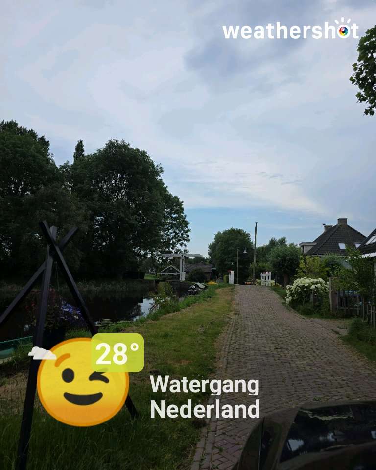 Cloudy weather in Landsmeer, 28°C — June 27, 2026 (community photo)
