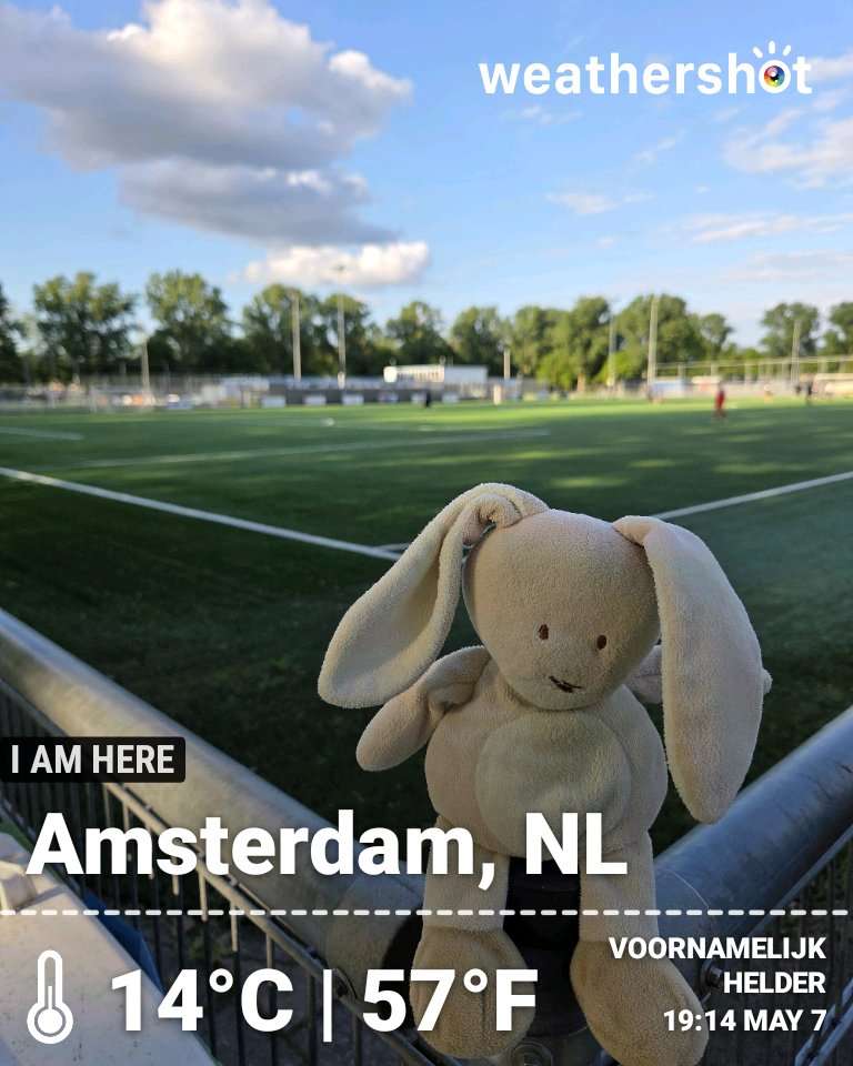 Clear night weather in Amsterdam, 14°C — May 7, 2026 (community photo)