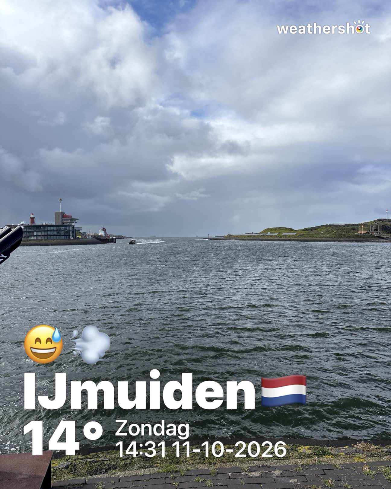 Weather in IJmuiden, 14°C — October 11, 2026 (community photo)