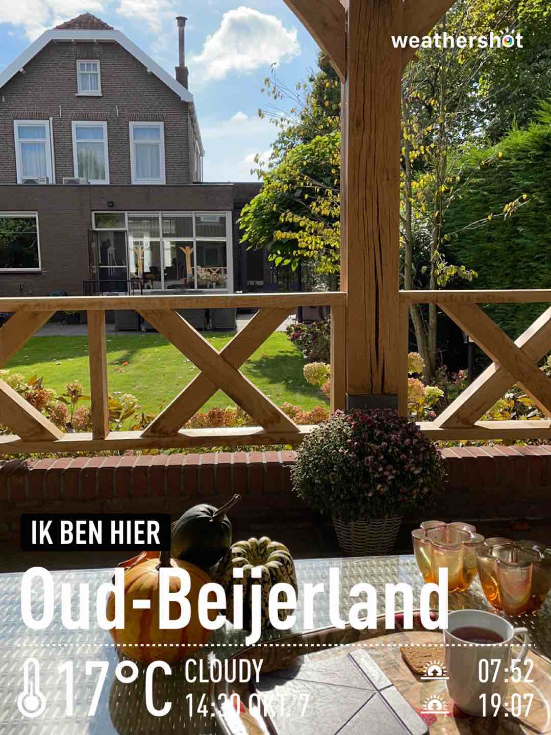 Cloudy weather in Oud-Beijerland, 17°C — October 7, 2021 (community photo)