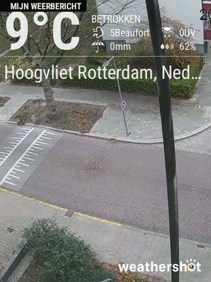 Cloudy night weather in Hoogvliet Rotterdam, 9°C — October 26, 2025 (community photo)