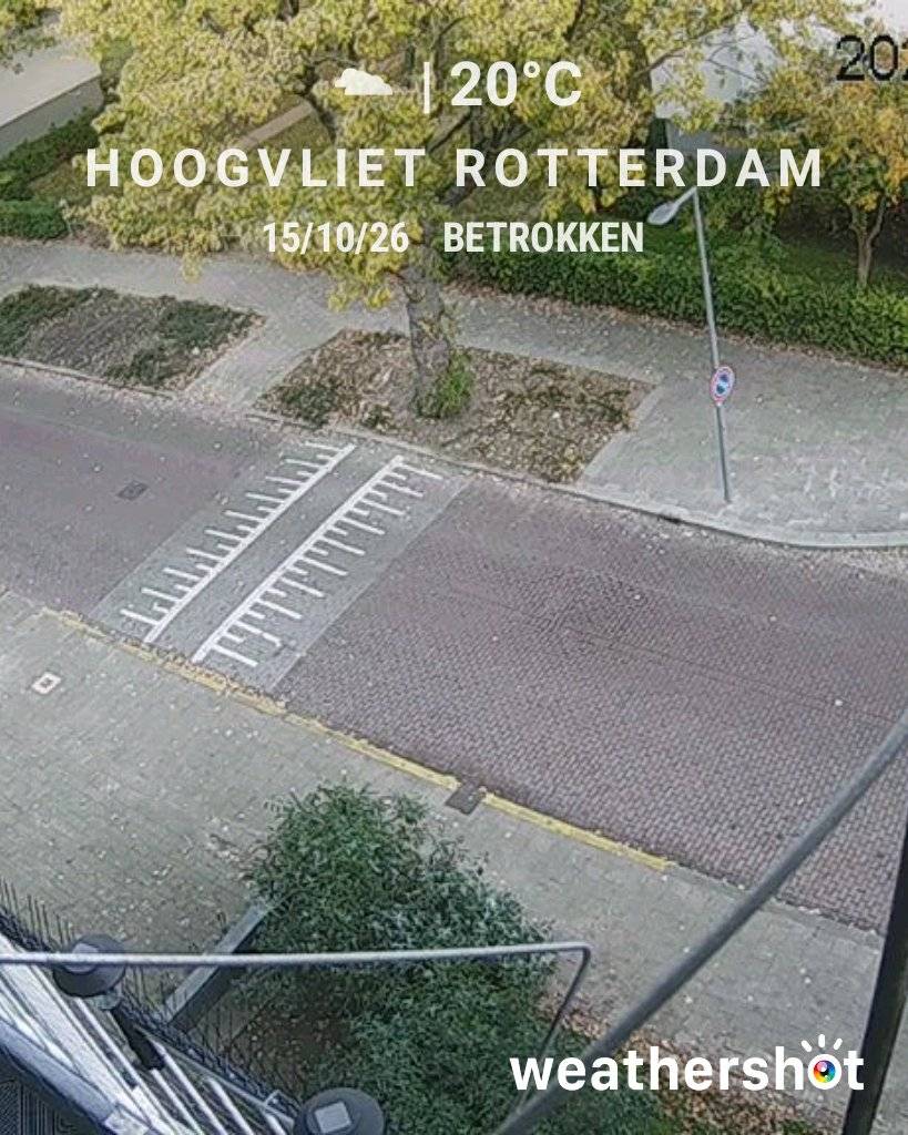 Cloudy weather in Hoogvliet Rotterdam, 20°C — October 15, 2026 (community photo)