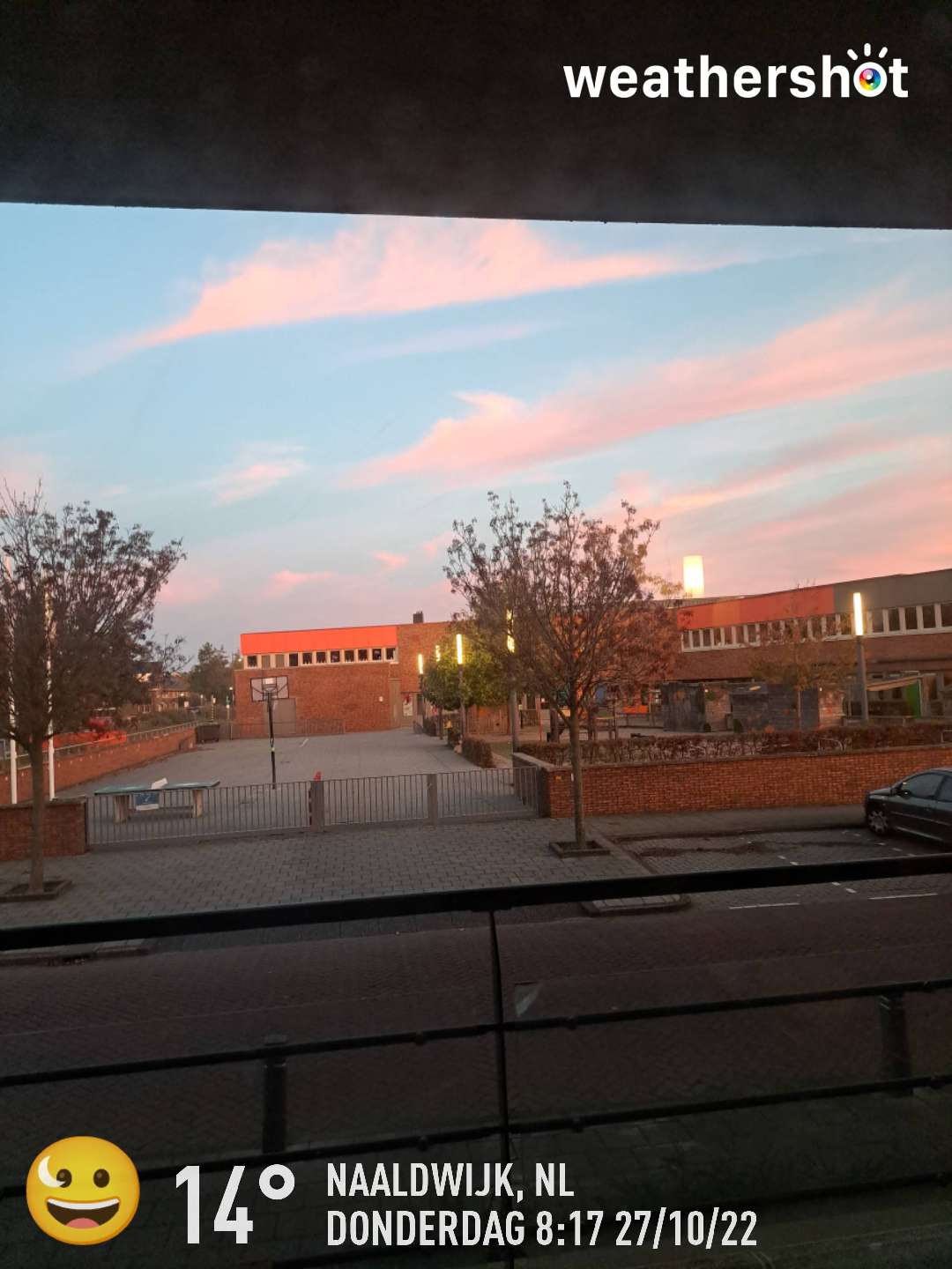 Clear night weather in Naaldwijk, 14°C — October 27, 2022 (community photo)
