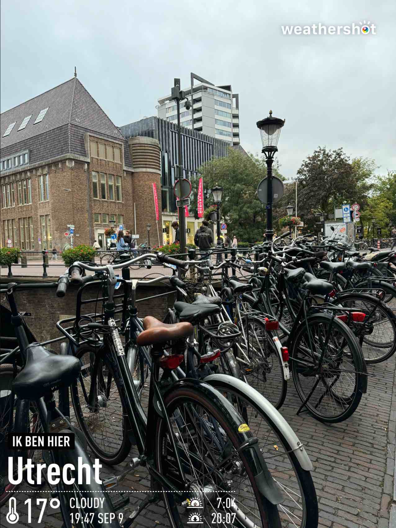 Cloudy weather near Utrecht, 17°C — September 9, 2024 (community photo)
