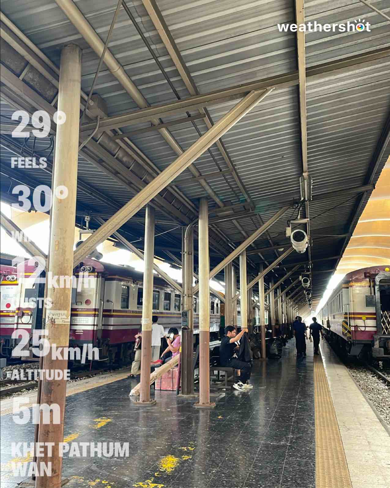 Cloudy weather in Krung Thep Maha Nakhon, 29°C — 15 สิงหาคม 2026 (community photo)