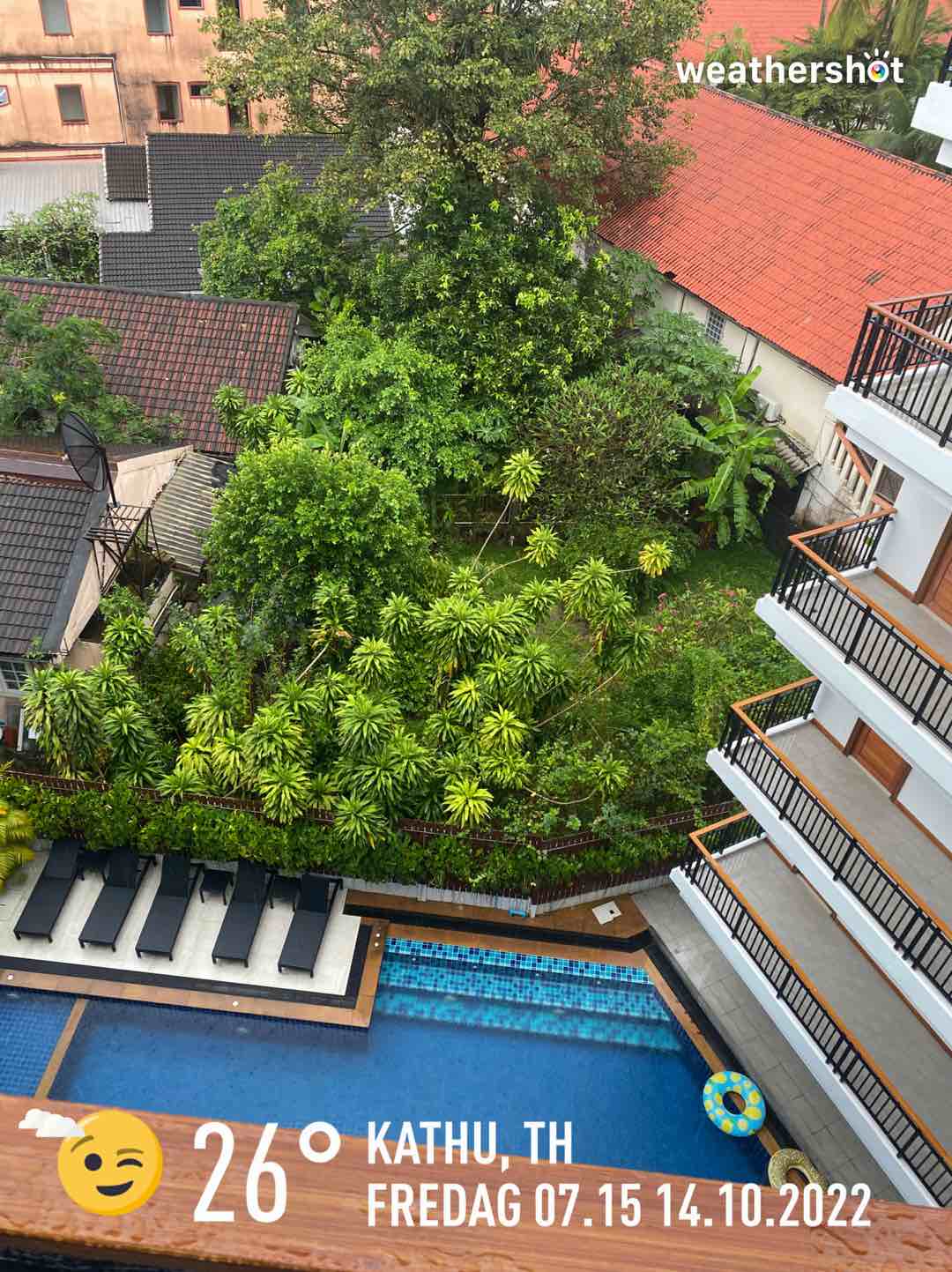 Cloudy weather in Tambon Patong, 26°C — 14 ตุลาคม 2022 (community photo)