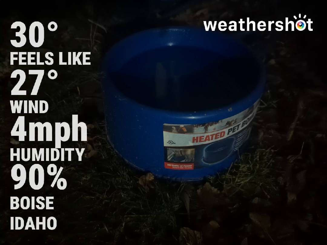 Clear night weather in Boise, 30°F — January 7, 2025 (community photo)