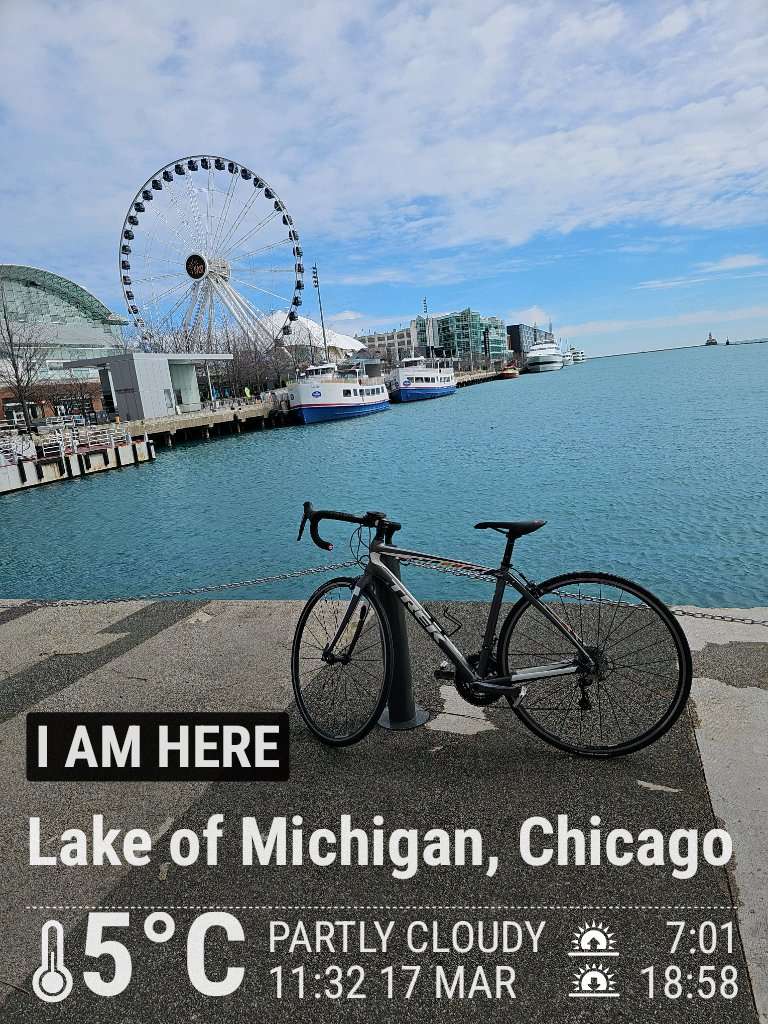 Partly cloudy weather in Chicago, 41°F — March 17, 2025 (community photo)