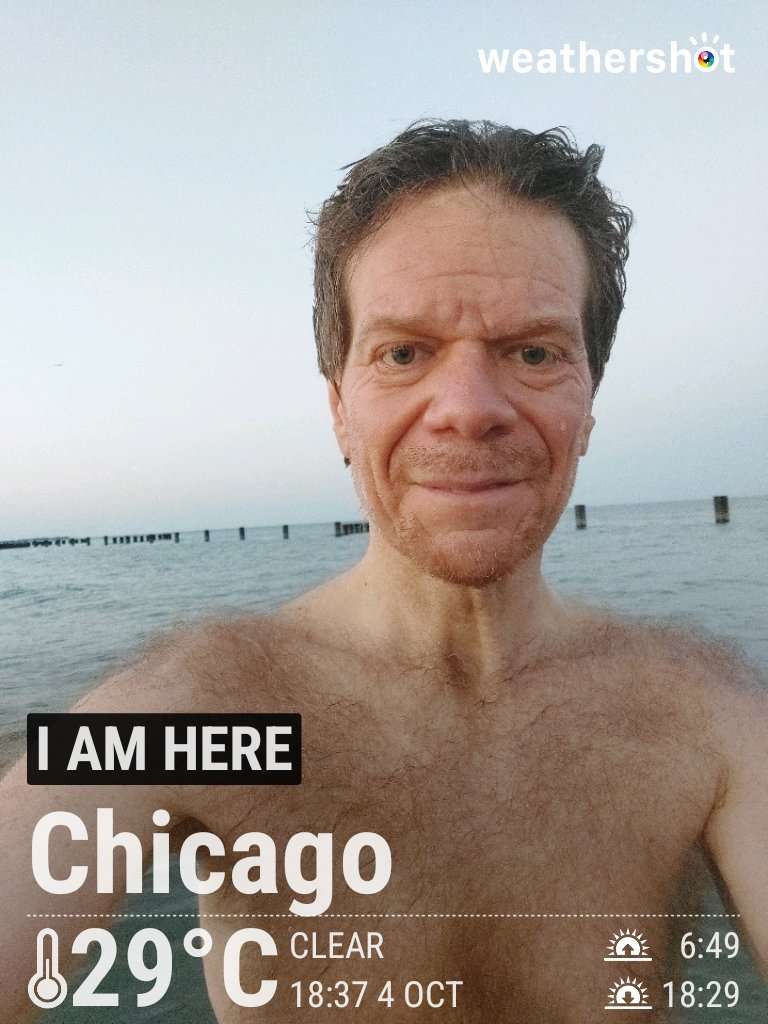 Clear night weather in Chicago, 84°F — October 4, 2025 (community photo)