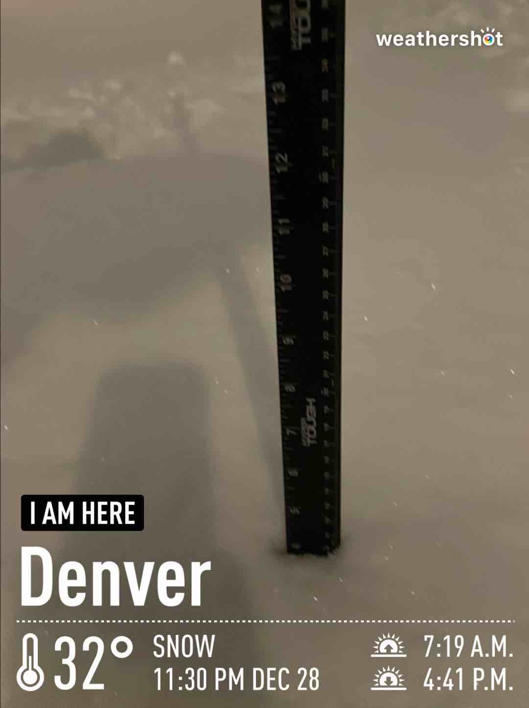 Snowy weather in Denver, 32°F — December 28, 2022 (community photo)