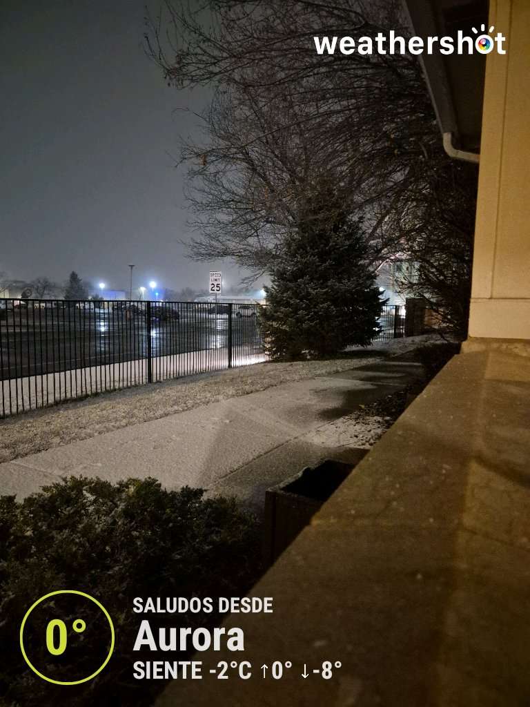 Weather in Aurora, 32°F — December 3, 2025 (community photo)