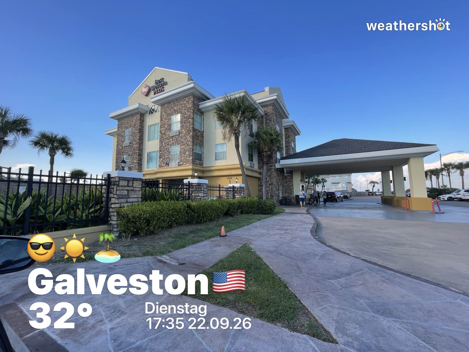 Clear weather in Galveston, 90°F — September 22, 2026 (community photo)