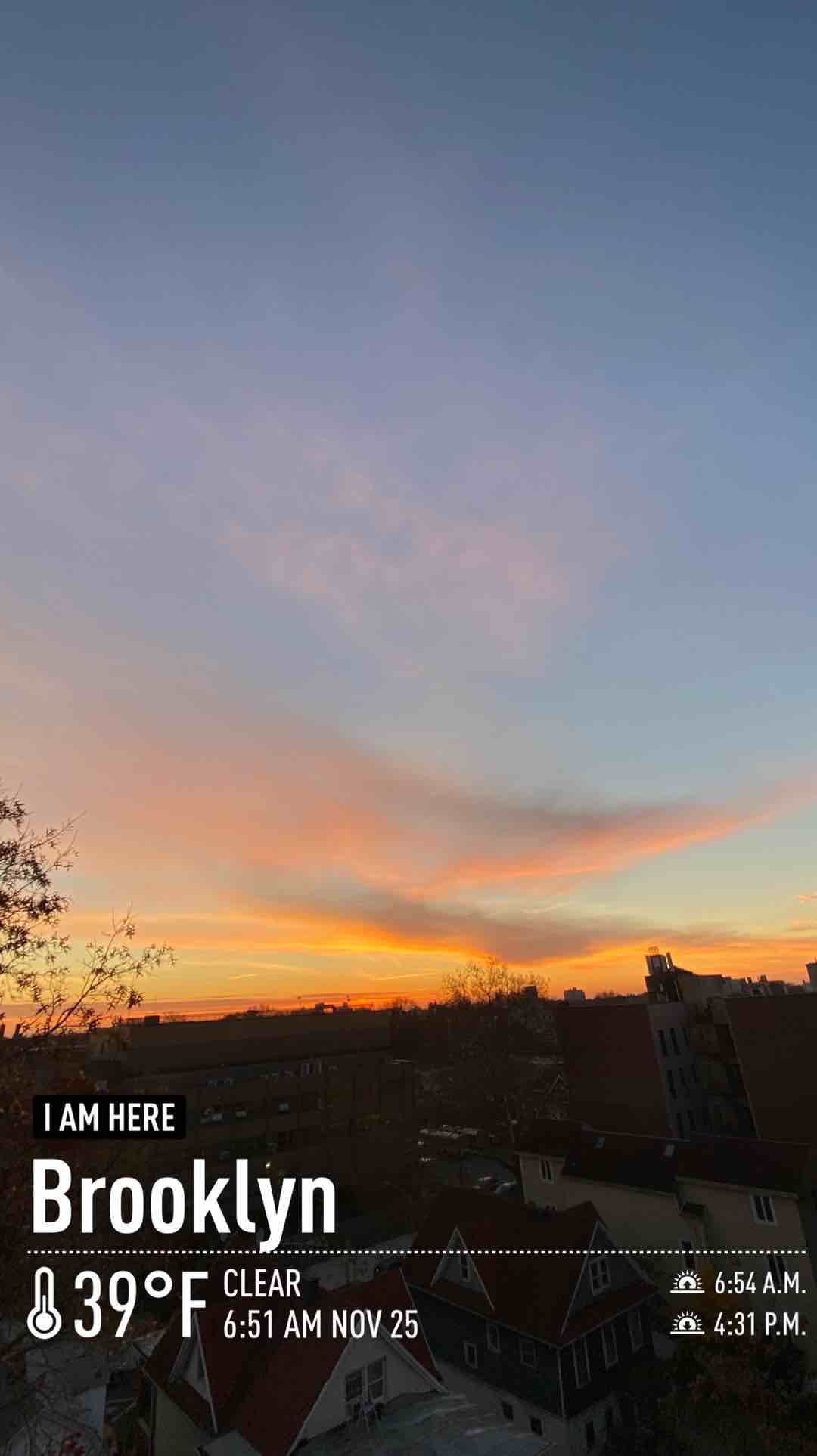 Clear night weather in Kings County, 39°F — November 25, 2021 (community photo)