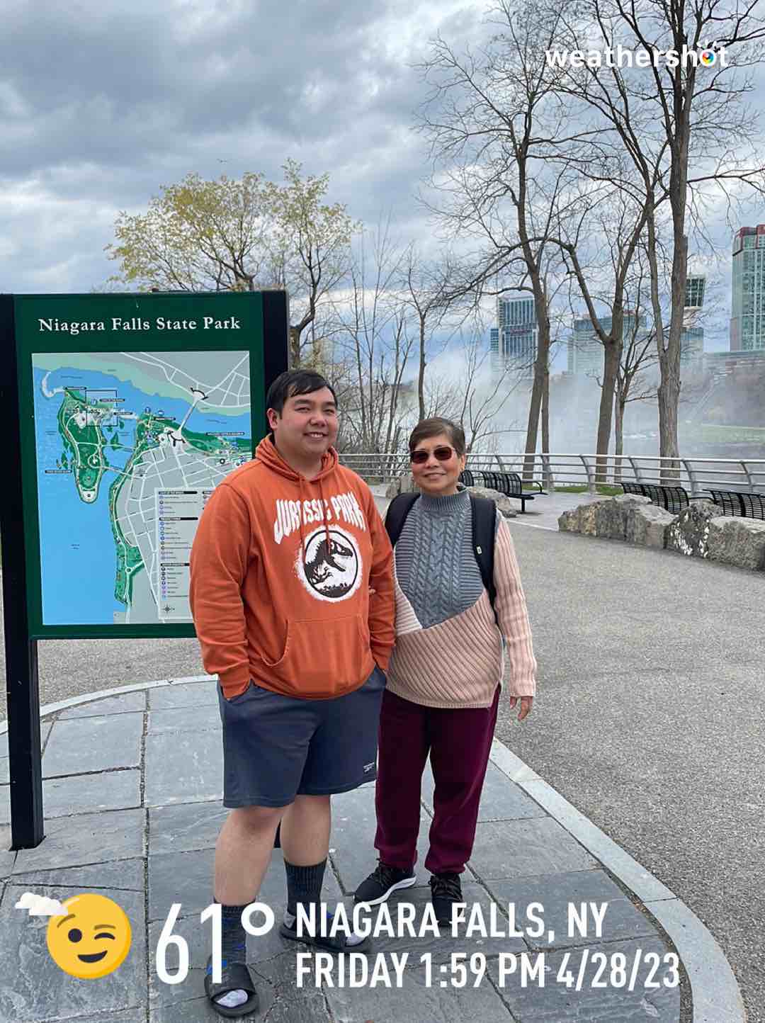 Cloudy weather in Niagara Falls, 61°F — April 28, 2023 (community photo)