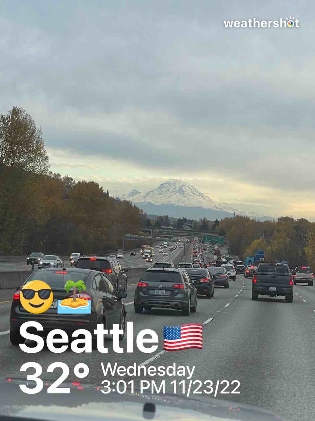 Weather in Seattle, 32°F — November 23, 2022 (community photo)