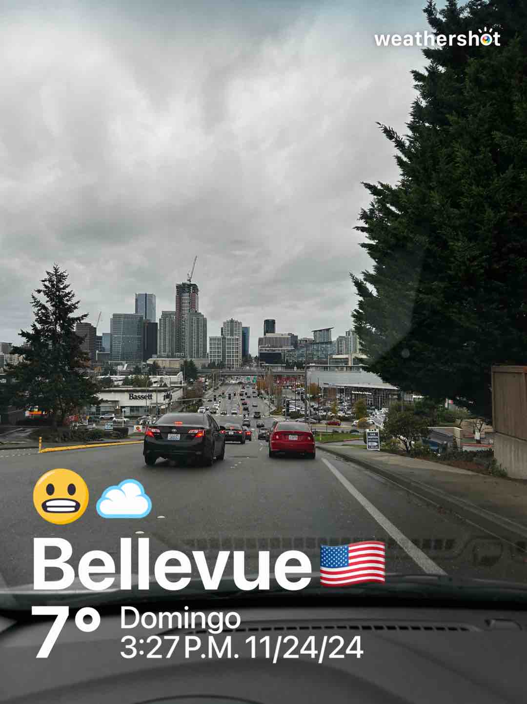 Cloudy weather in Bellevue, 45°F — November 24, 2024 (community photo)